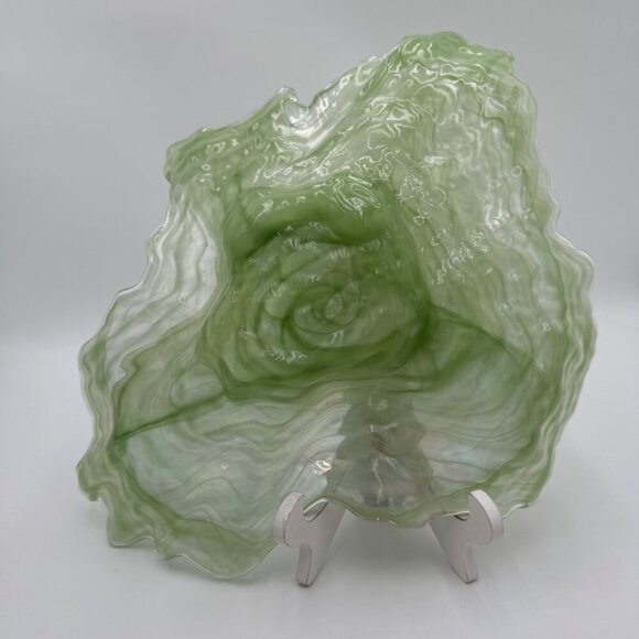 Studio art glass  Green Textured Glass Oyster Shell Dish - Picture 3 of 7